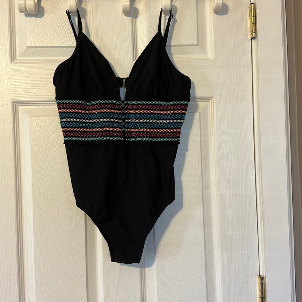 Apt 9, Black & Multi-Colored, Large, Like New. - image 1